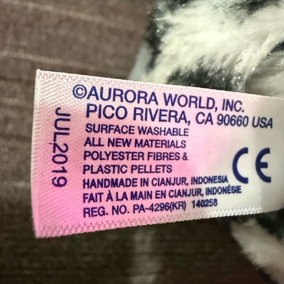 Aurora Black and White Plush Leopard - Picture 5 of 6